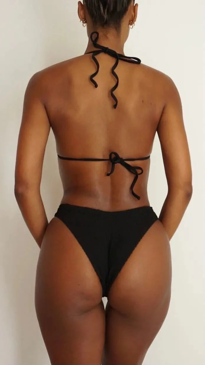 GSaints Model Backside Wearing black color bikini 